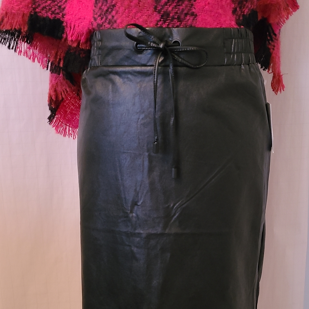 89th Madison Skirt